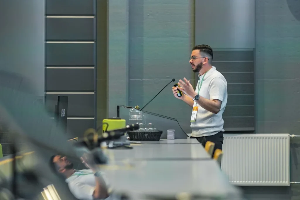 WhatsApp_Image_2025-05-21_at_17.37.44